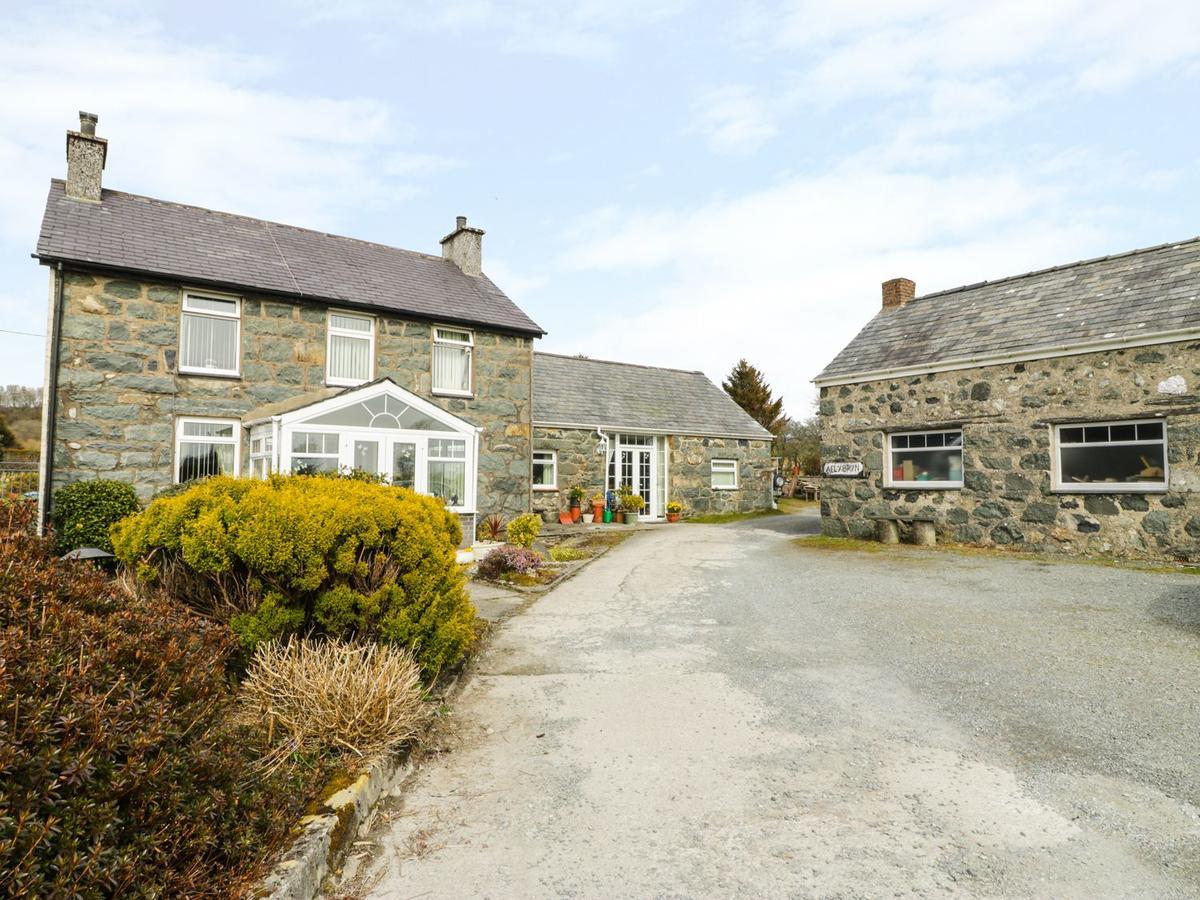 Villa Bwthyn Ael Y Bryn Dolbenmaen Esterno foto